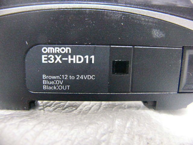 ★動作保証美品★ OMRON E3X-HD11 ファイバセンサアンプ 複数有_画像2