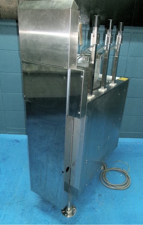 695 ガス式自動ゆで麺機 日本洗浄機 サニクック UML372G 695 ガス式自動ゆで麺機 日本洗浄機 サニクック UML372G