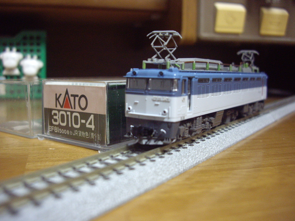 kato EF81 品番3010-4 動力車動作・ライト点灯確認済み_画像1