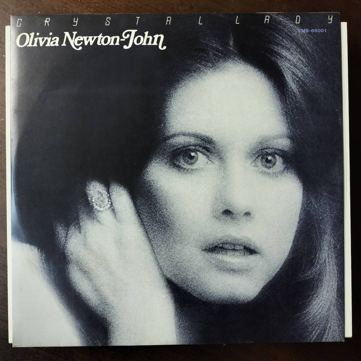 24054 ★良盤 OLIVIA NEWTON-JOHN/CRYSTAL LADY 2枚組_画像3