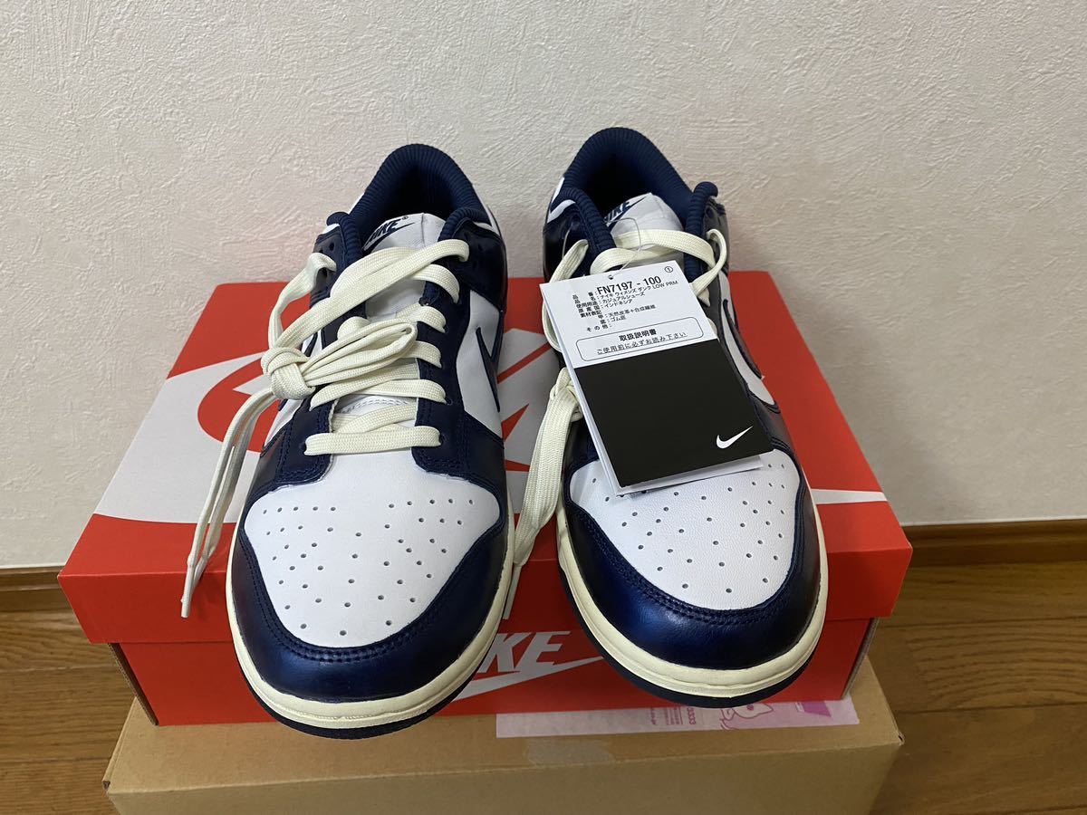 ★新品★ 28.5cm Nike WMNS Dunk Low Midnight Navy and White ナイキ ウィメンズ ダンク ロー ミッドナイトネイビー ホワイト FN7197-100_画像4