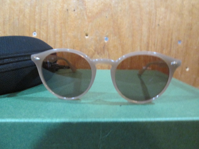 中古　RayBan　 レイバン 　サングラス　 メガネ 　伊達メガネ 　ファッション _画像1