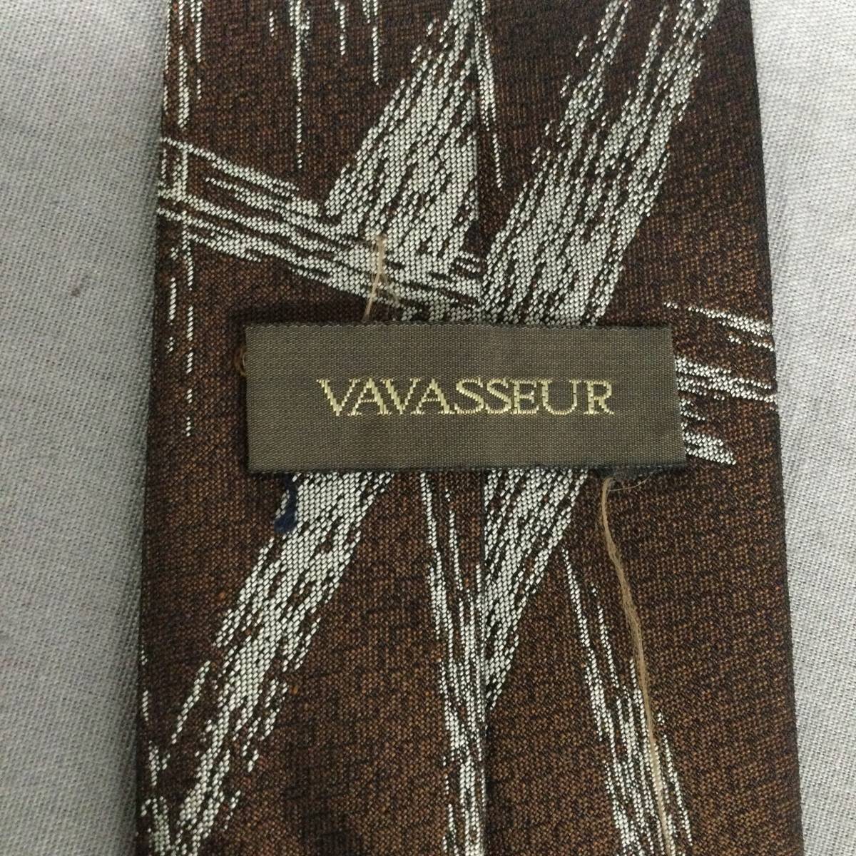 051208　251950-3　VAVASSEUR　ヴァヴァサー　ネクタイ　メンズ　紳士　ファッション小物　スーツ　ビジネス　絹100％　ブラウン系