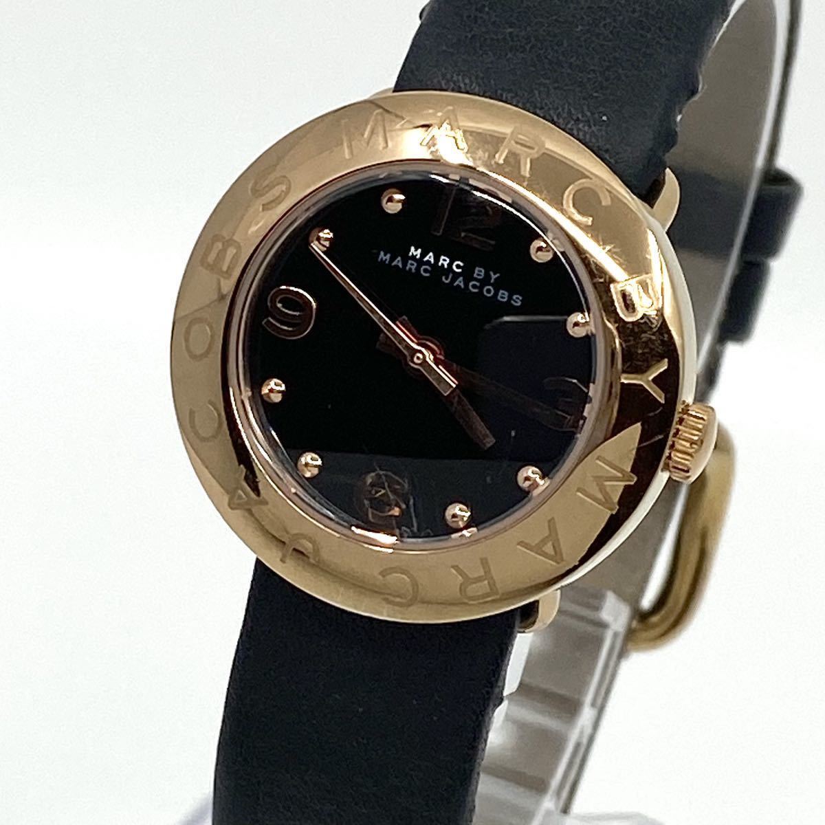 MARC BY MARC JACOBS 腕時計 ロゴベゼル クォーツ quartz 3針 ブラックフェイス ゴールド 黒 金 マークジェイコブス Y213の画像1