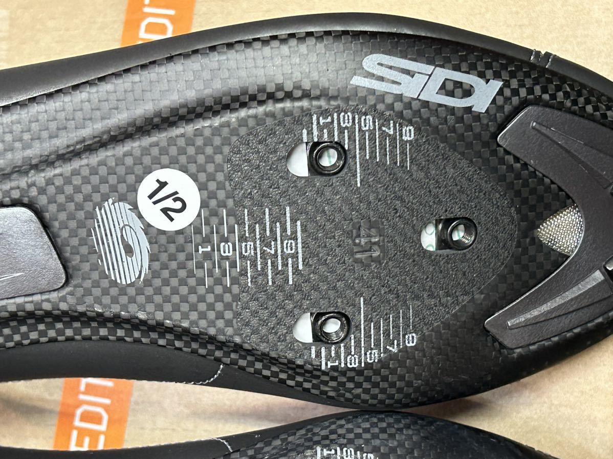 送料込 定価57000円 新品 箱入 自転車用ビンディングシューズ 送料込 定価57000円 新品 箱入 自転車用ビンディングシューズ