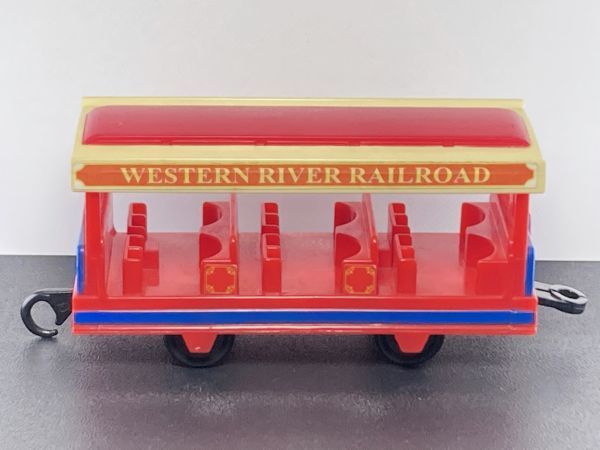 即決 ディズニー ウエスタンリバー鉄道 客車 赤 プラレール_画像3