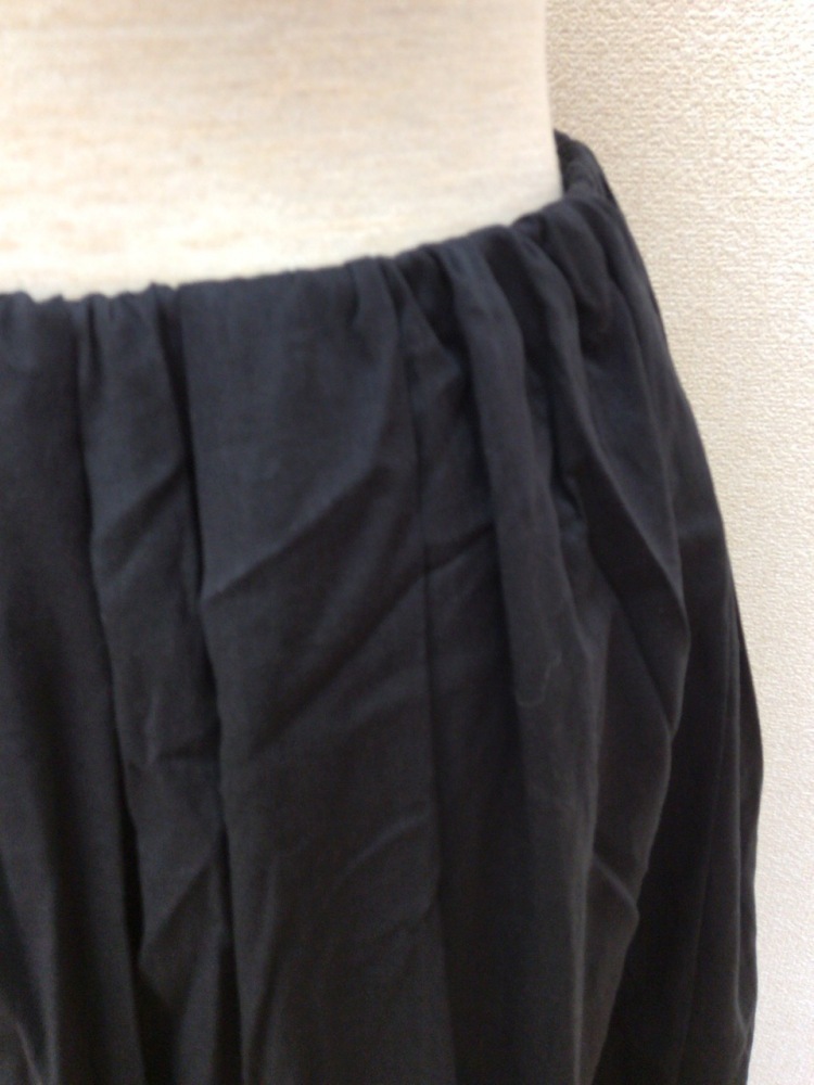 アナトリエ 黒のウエストゴムスカート サイズ38_画像3