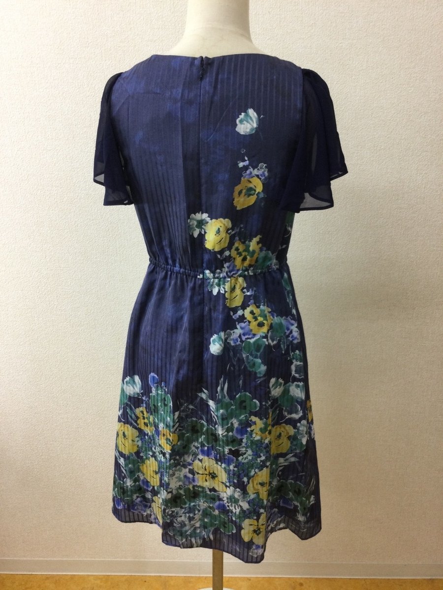  SunaUna dark blue . yellow series floral print sia- stripe cloth One-piece size 38