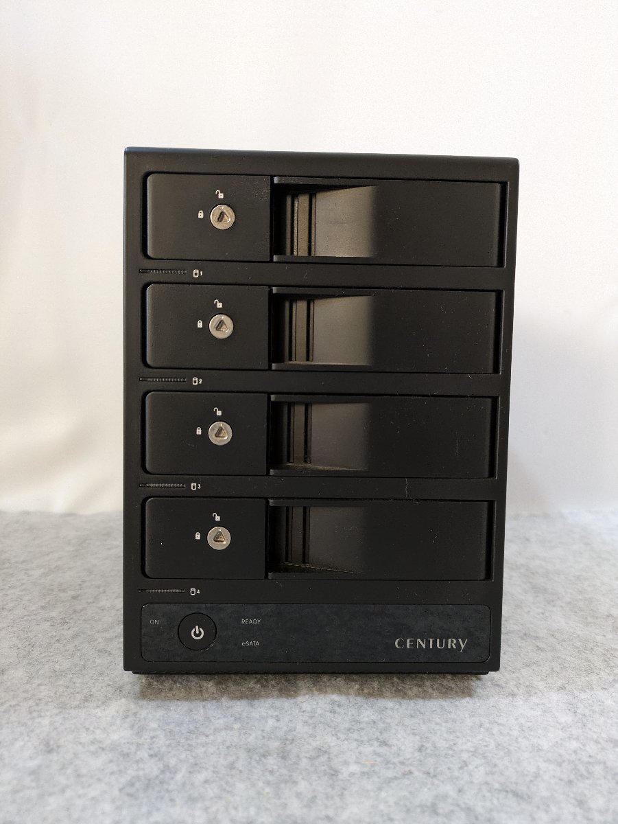 【動作確認済】 センチュリー 裸族のインテリジェントビルNAS CRIB35NAS 3.5インチSATA HDDを最大4台格納 / 60 (RUHT013164)_画像2