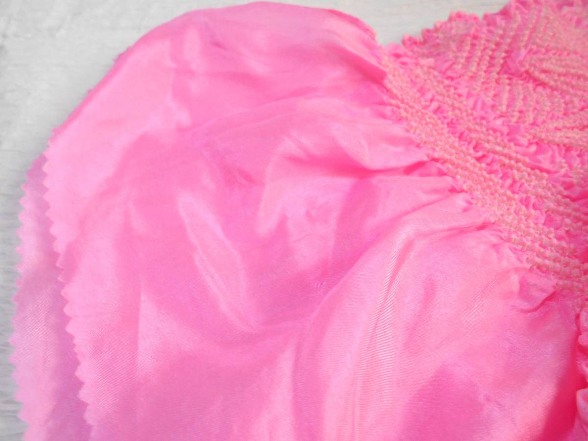 正絹／子供用　濃いピンク色の松竹梅菊桜模様の総絞りの帯揚げ_画像4