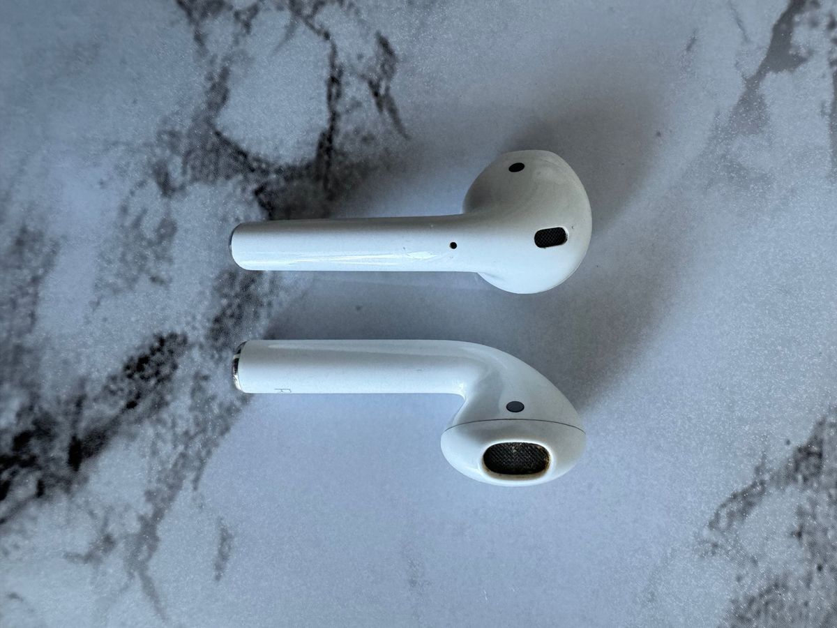 AirPods (第 1 世代) 純正