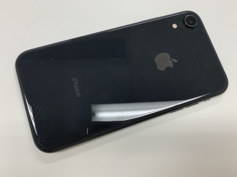 JA030 SIMフリー iPhoneXR ブラック 128GB_画像2