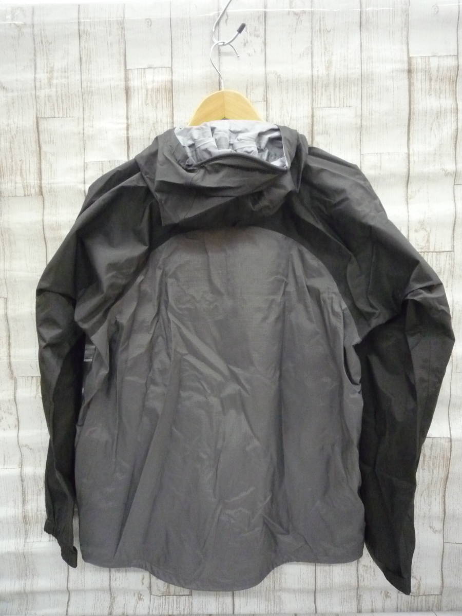 AA81-169♪【80】未使用に近い mont-bell Thunder Pass Jacket マウンテンパーカー Mサイズ タグ付き モンベル 1128635_画像2