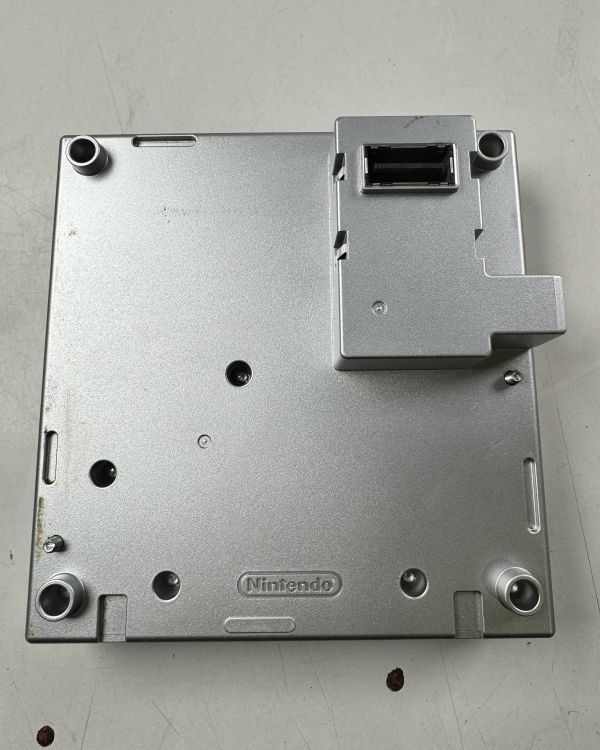 ♪【中古】Nintendo GAME CUBE GAME BOY PLAYER 本体 DOL-017 ③ 任天堂 ゲームキューブ ゲームボーイプレーヤー ＠送料520円(12)_画像2