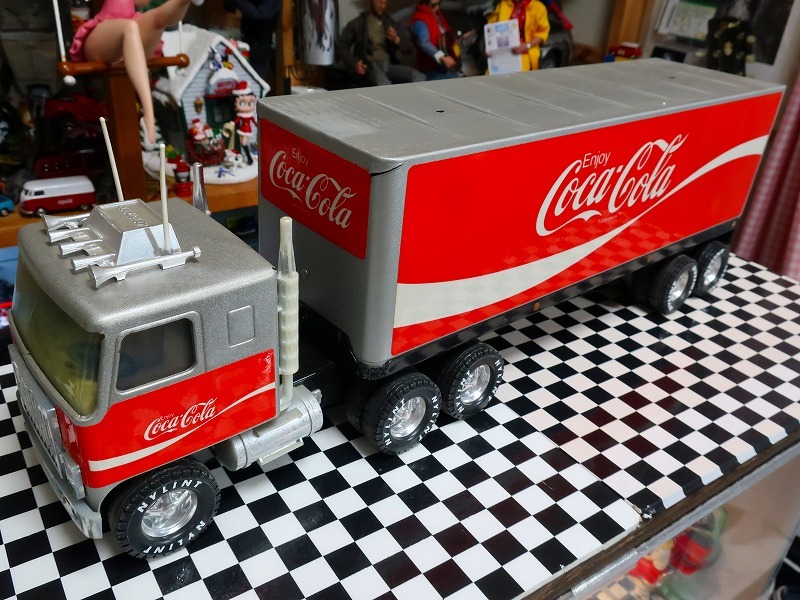  that time thing * out of print * Vintage Coca Cola 60s extra-large truck trailer GMC 58cm 18 tire metal made NYLINT