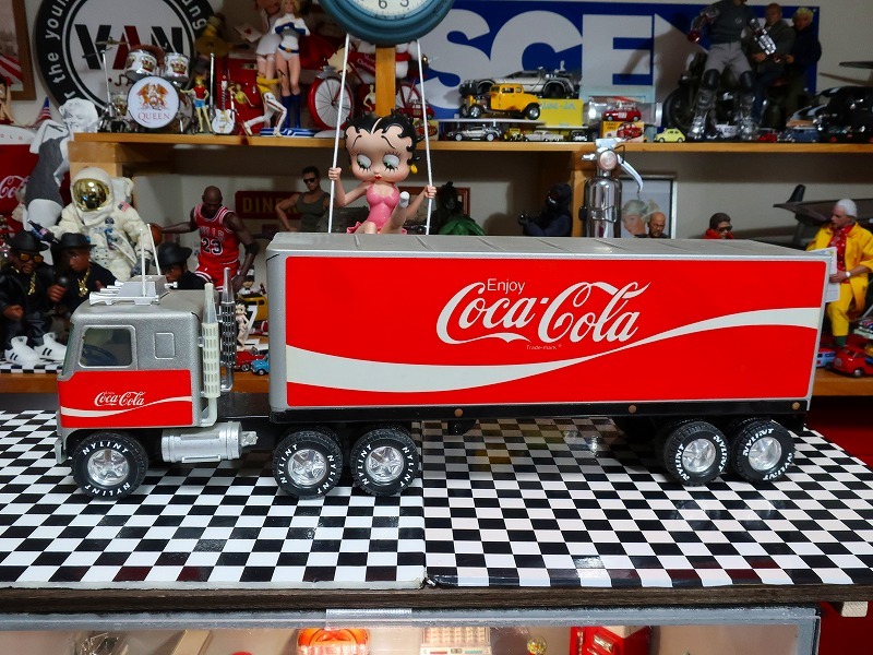  that time thing * out of print * Vintage Coca Cola 60s extra-large truck trailer GMC 58cm 18 tire metal made NYLINT