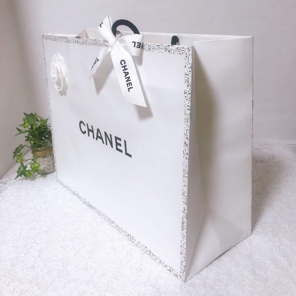 シャネル「CHANEL」ショッパー 銀座限定 限定メッセージカード付き (3275) 正規品 付属品 紙袋 ショップ袋 ブランド袋 折らずに配送 大きめ_画像3