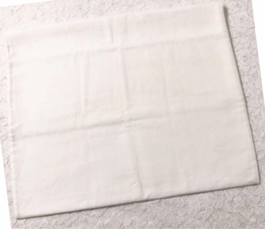 クリスチャン・ルブタン「Christian Louboutin」バッグ保存袋 (2925) 正規品 付属品 布製 起毛生地 厚め ホワイト フラップ型 46×38cm_画像2