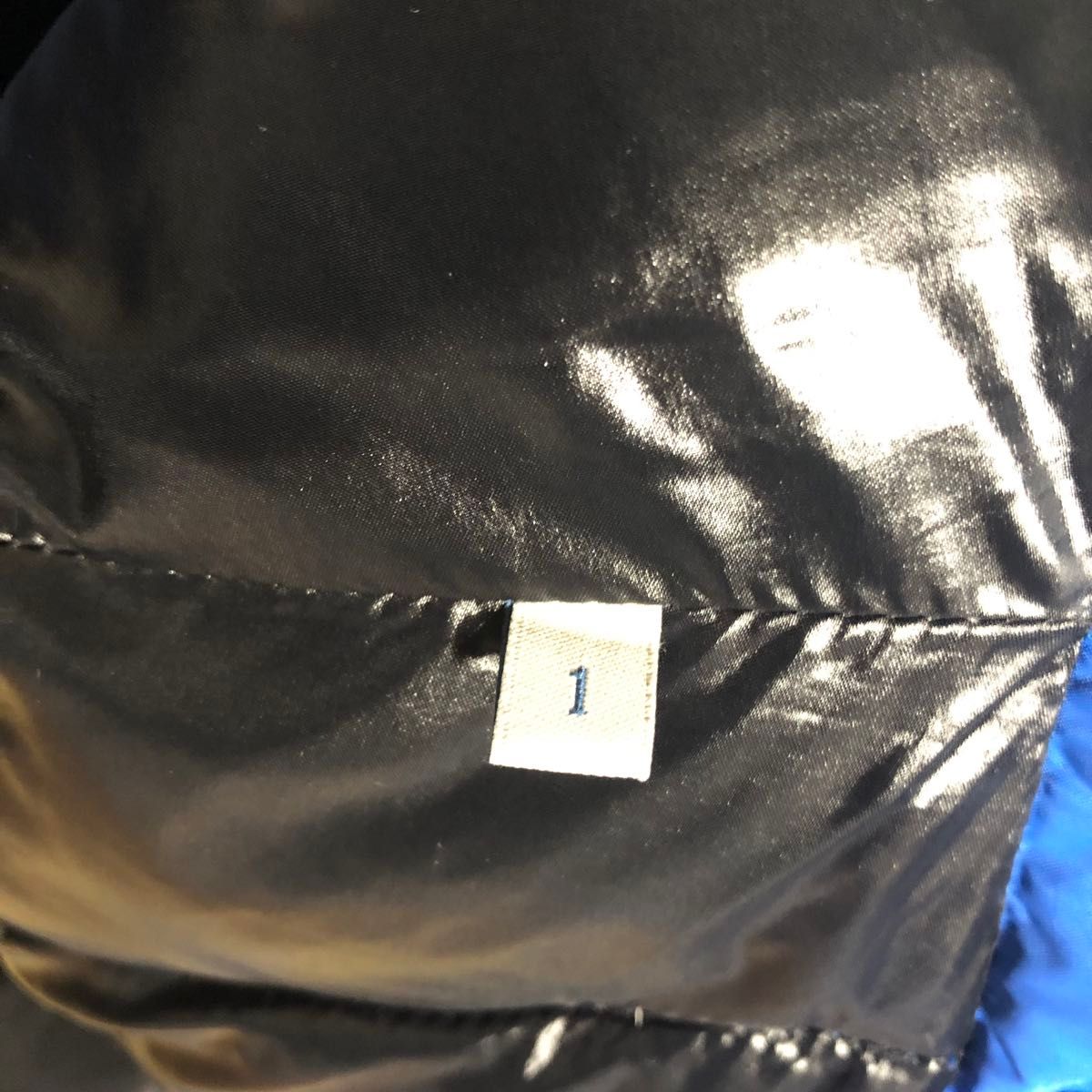 美品 MONCLER モンクレール ダウンジャケット希少色 K2 デカ 美品 MONCLER モンクレール ダウンジャケット希少色 K2 デカ