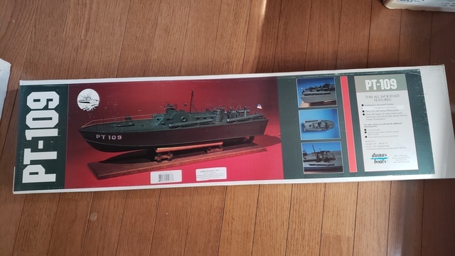 DUMAS 魚雷艇PT109 キット　スクリューセット他付属　　新品未組立品