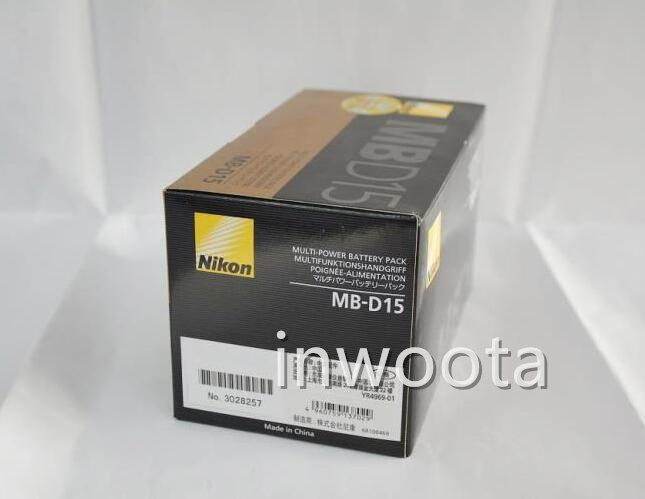 純正 新品 Nikon マルチパワーバッテリーパック MB-D15　D7100/D7200用