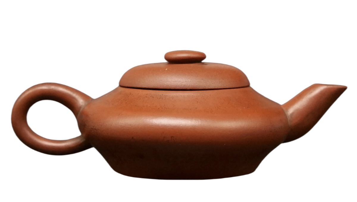 S237 孟臣製昌記在銘唐物「山水之中作主人」漢詩彫朱泥紫砂煎茶 S237 孟臣製昌記在銘唐物「山水之中作主人」漢詩彫朱泥紫砂煎茶