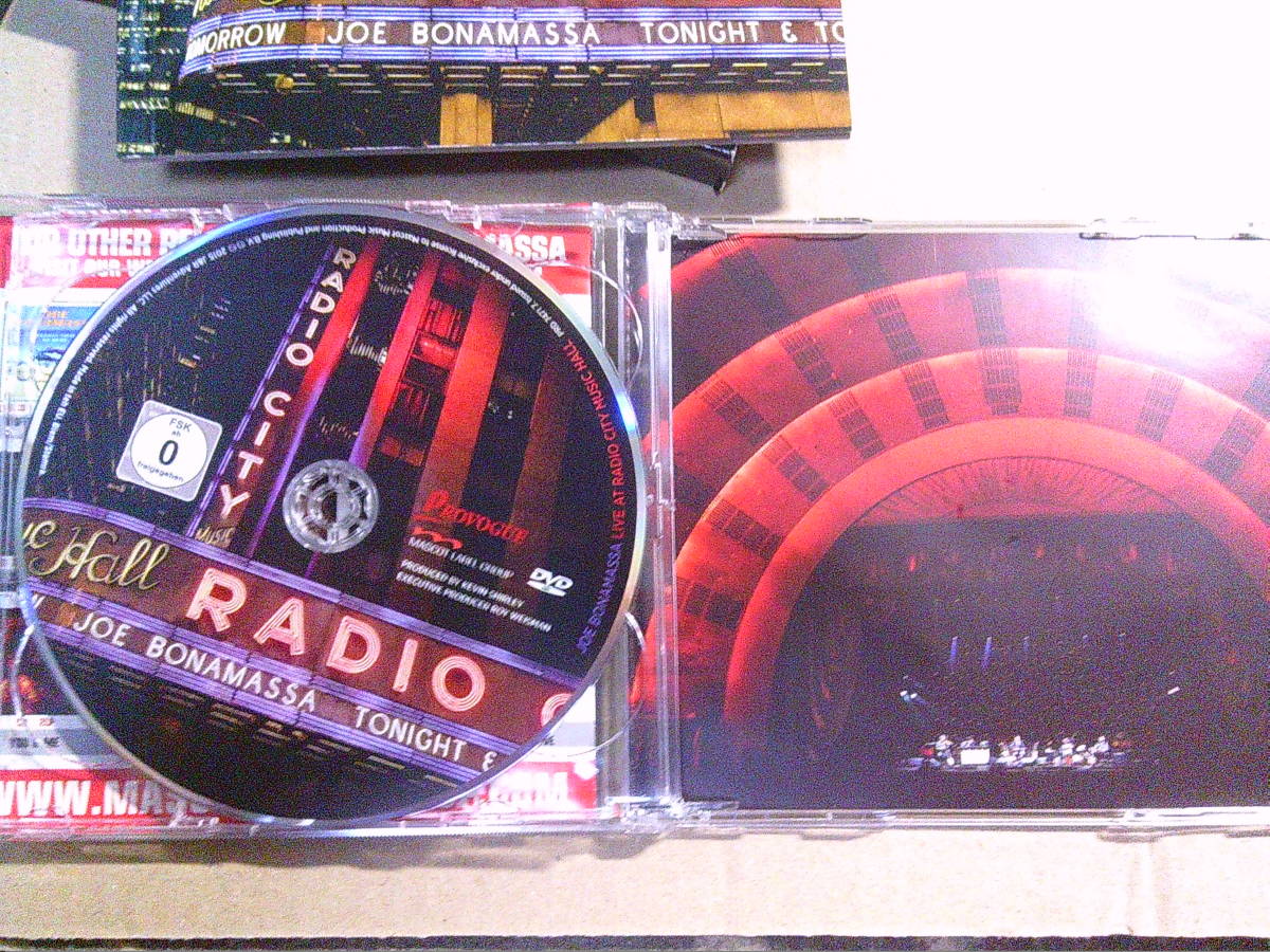 JOE BONAMASSA[LIVE AT RADIO CITY MUSIC HALL]CD+DVD _画像5