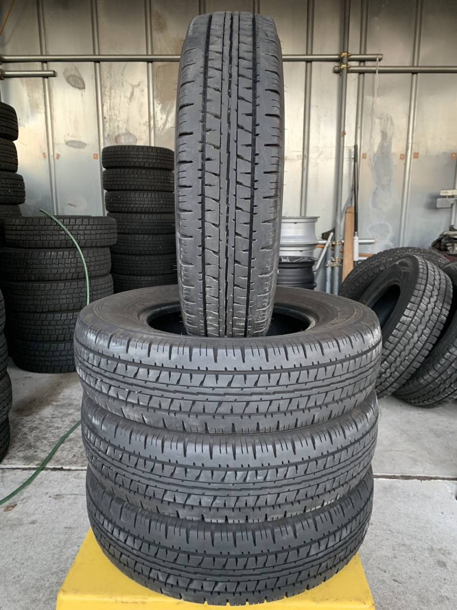 送料込み 195/80R15 DUNLOP ENASAVE VAN01 8mm 中古タイヤ 4本_画像1