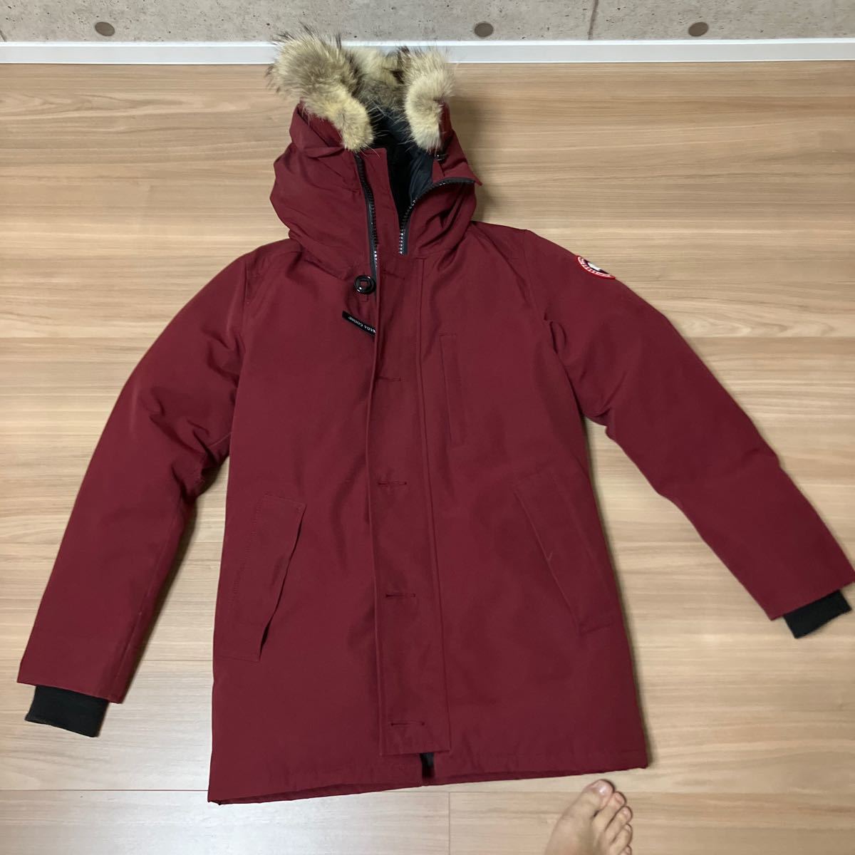  Canada Goose / jasper / size S/ bordeaux / regular agency buy goods / condition good 