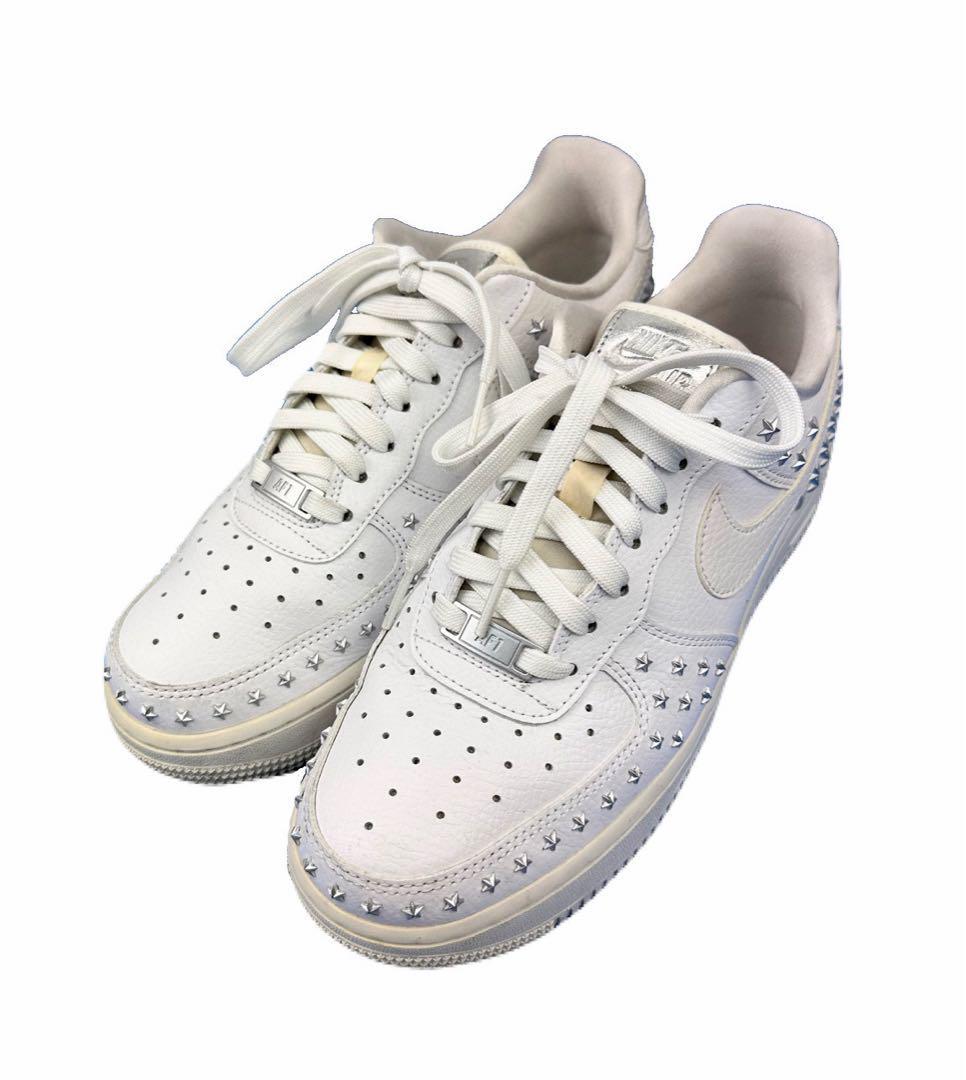 ナイキ エアフォース1 ホワイト24.5cm スタッズ ローカットスニーカー白 AR0639-100 NIKE AIRFORCE1 メンズ レディース 男女兼用 US 7.5