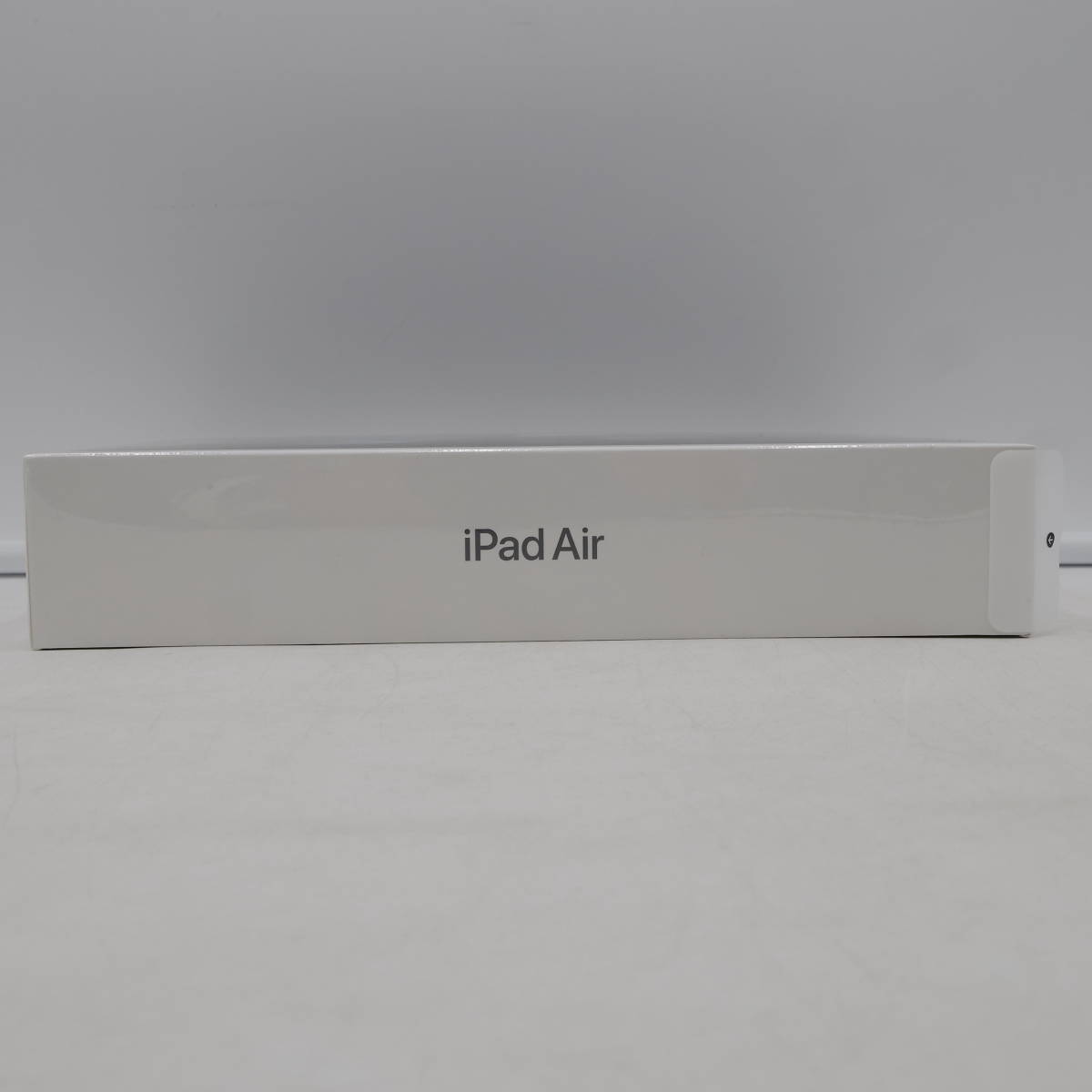 NW19【未開封】Apple iPad Air 10.9インチ 第5世代 Wi-Fi 64GB 2022年春 MM9C3J/A A2588 スペースグレイ アイパッドエアー タブレット_画像8