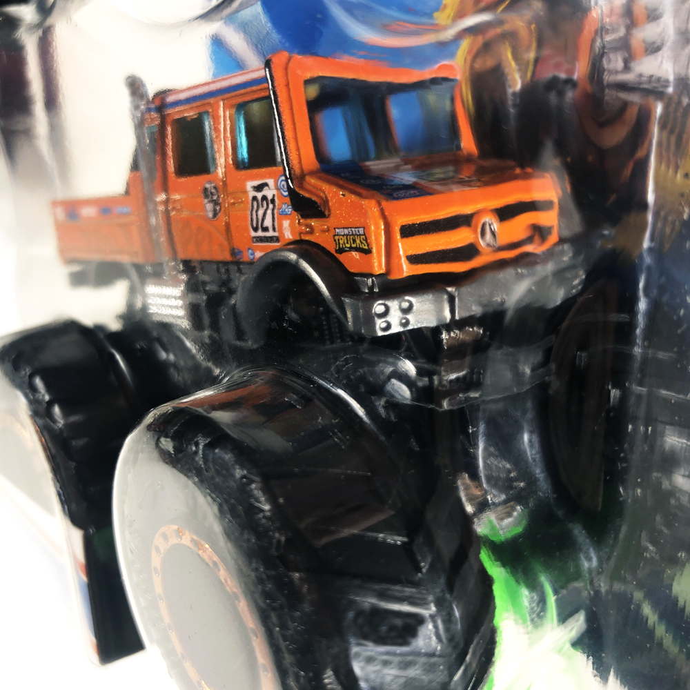 ホットウィール 2023　モンスタートラック メルセデス・ベンツ ウニモグ　HotWheels MONSTER TRUCKS SUV_画像3