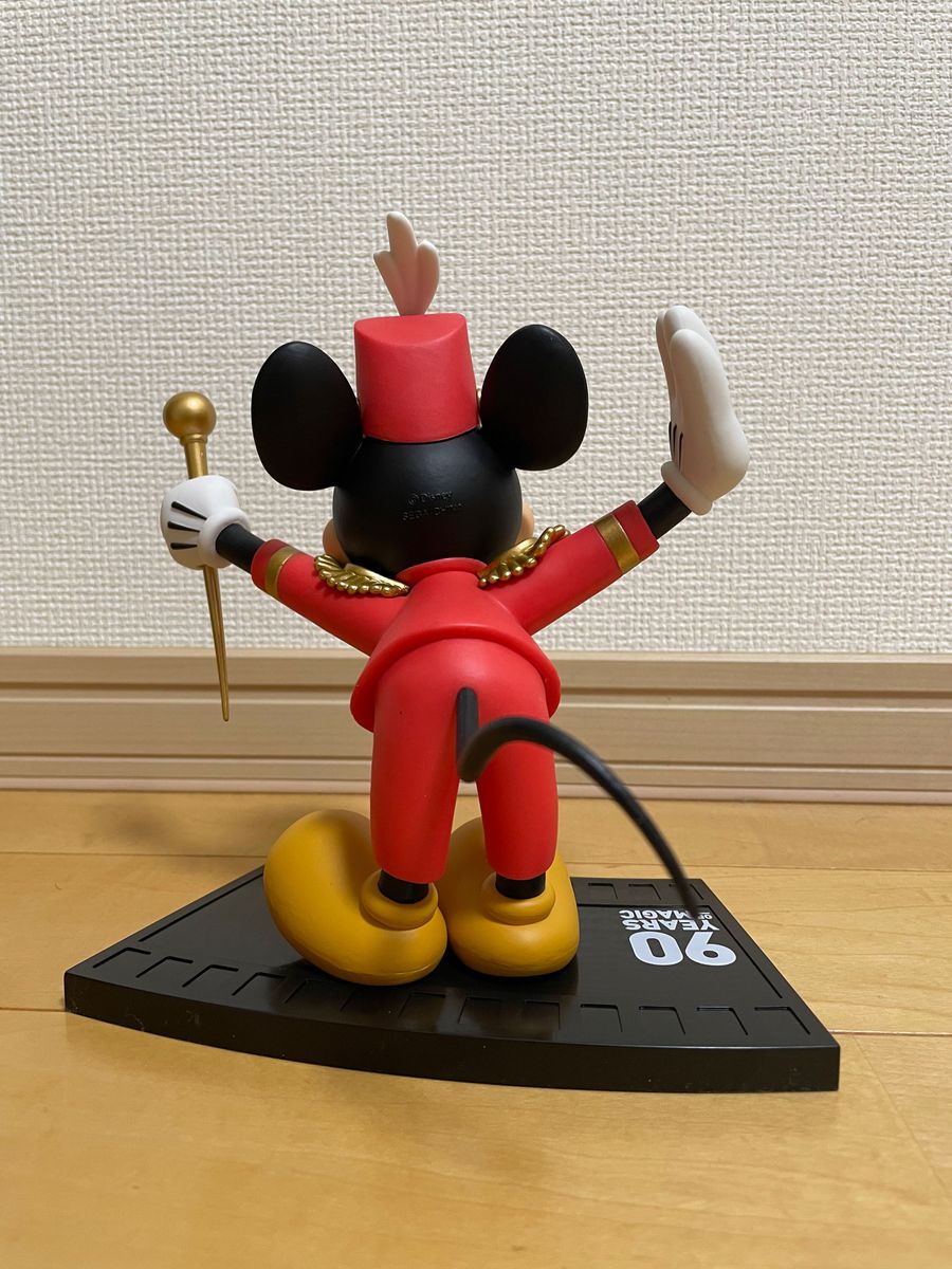 Disney 90 YEARS OF MAGIC ミッキーマウス　フィギュア