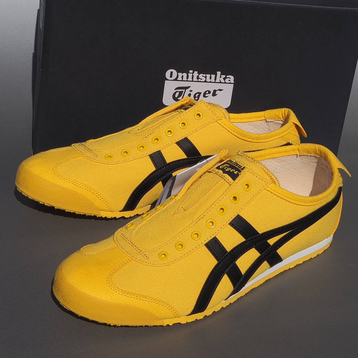 デッド!! 新品 27,5cm オニツカタイガー メキシコ 66 スリッポン 黄ｘ黒 Onitsuka Tiger MEXICO 66 SLIP-ON_画像2