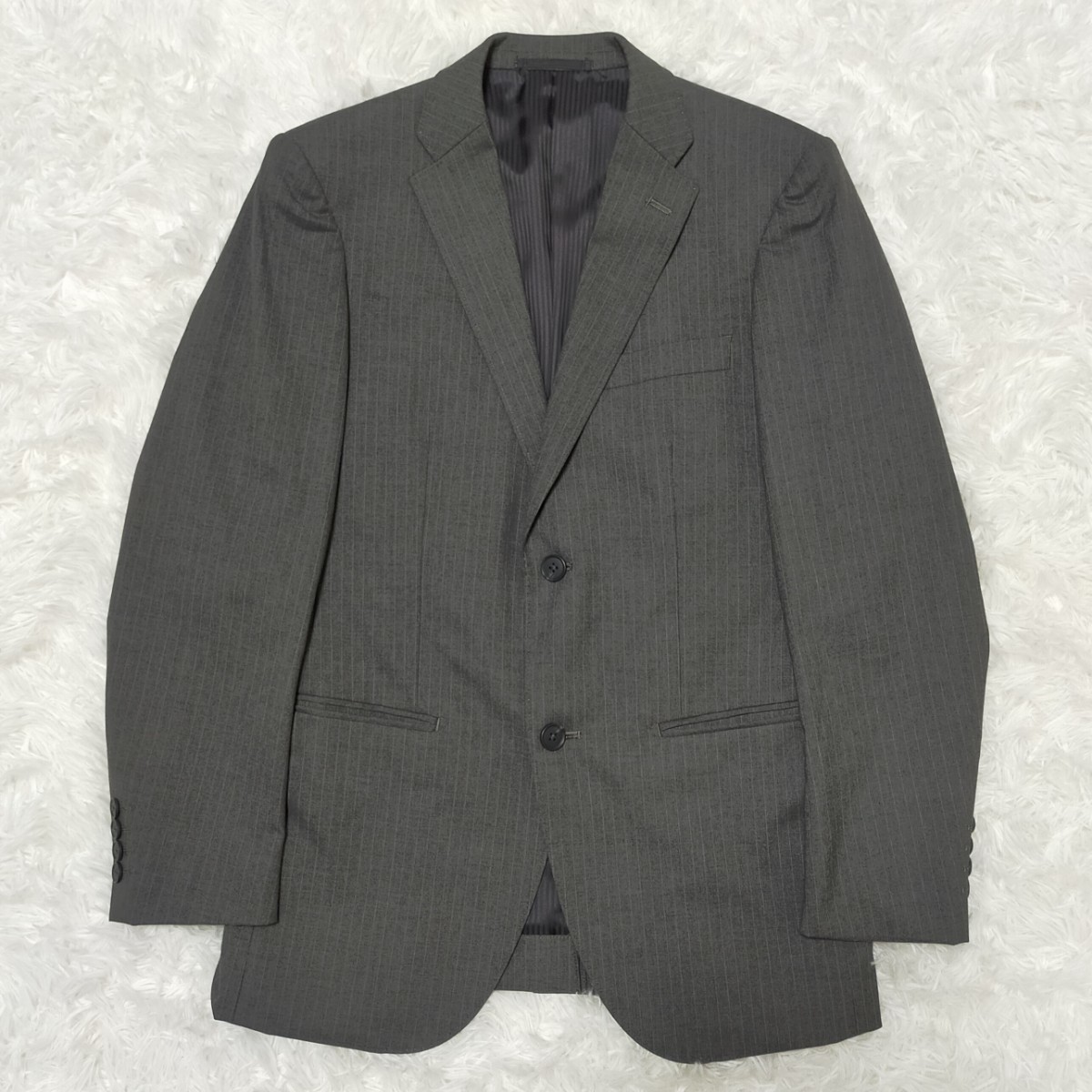美品 UNIQLO ユニクロ セットアップスーツ 上下 ジャケット 美品 UNIQLO ユニクロ セットアップスーツ 上下 ジャケット