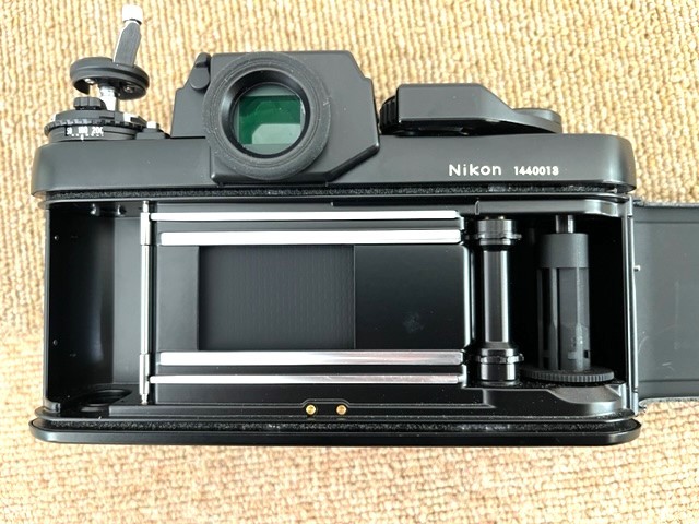 【極美品】Nikon ニコン F3 ブラック アトミック フィルムカメラ ボディ オプションパーツ5点 レザーカバー まとめ 一眼レフ_画像6