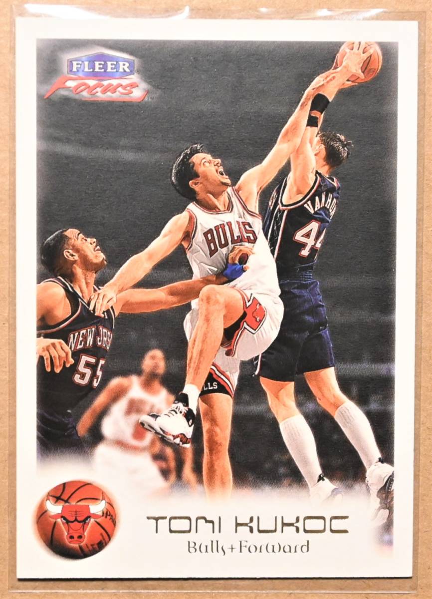 TONI KUKOC (トニー・クーコッチ) 1999-20 FLEER Focus トレーディングカード 【NBA シカゴ・ブルズ Chicago Bulls】_画像1