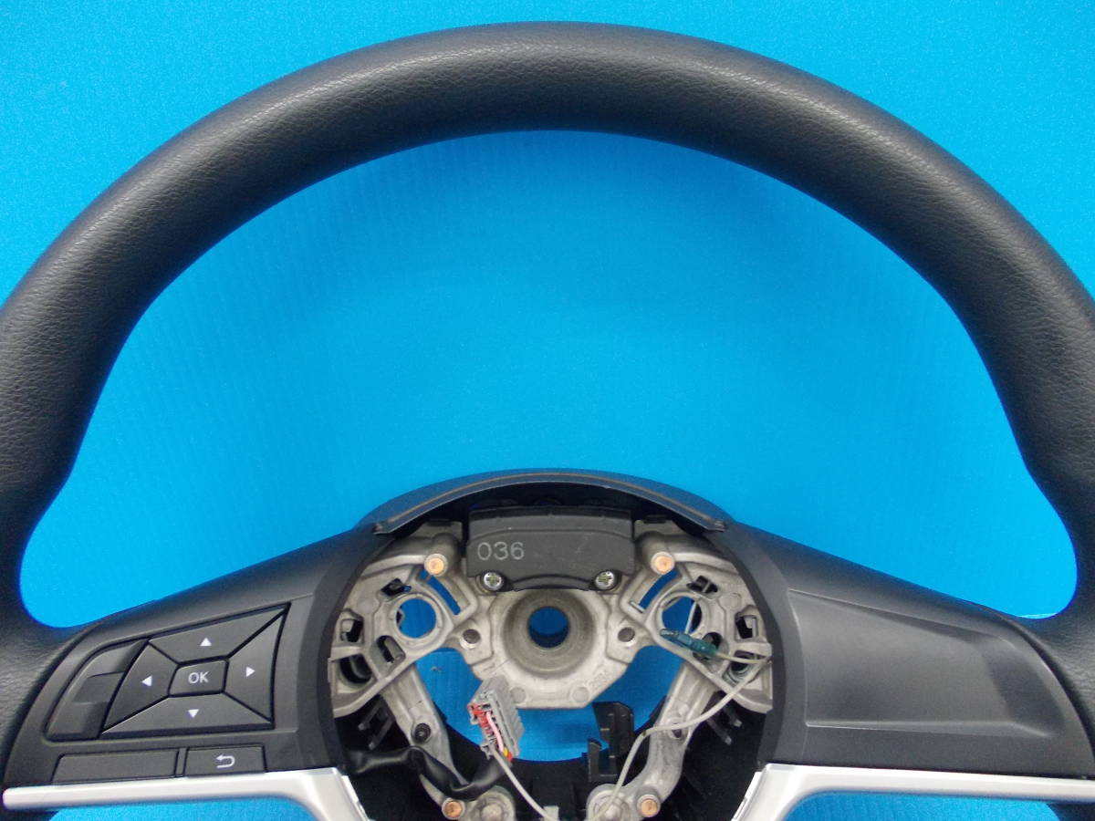 # used VR2E26/NV350 Caravan steering wheel / steering gear hole steering gear switch attaching 