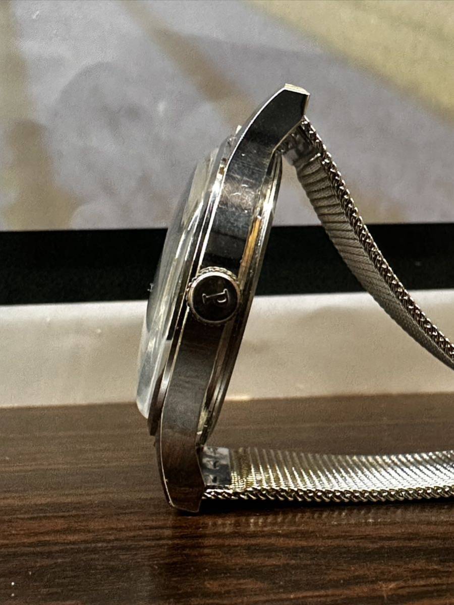 ヴィンテージ　ピアジェPIAGET グリーンダイヤル手巻きメンズ腕時計　17jewels 1980から1989年スイス製 再生品_画像3