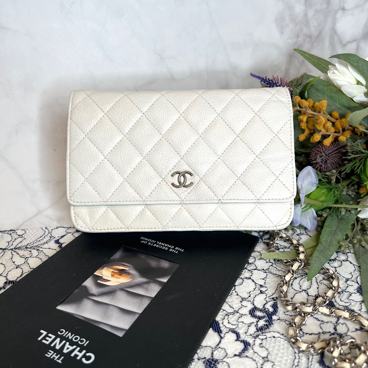 CHANEL シャネル【美品】チェーンウォレット キャビアスキン