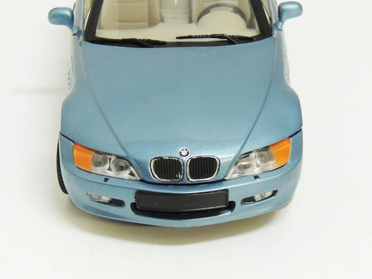 □　UT MODELS　ユーティーモデル　BMW　Z3　1/18スケール　ダイキャストカー　ミニカー　青　ブルー　中古品　保管品　③