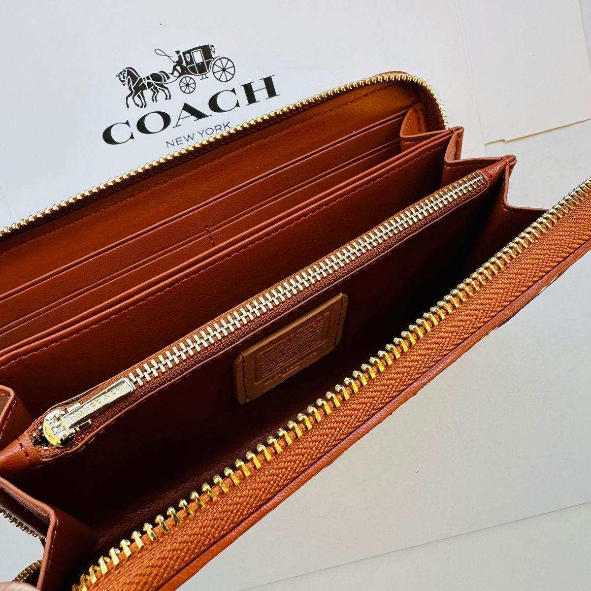 Coach コーチ長財布おすすめデザイン人気プレゼントデニムおすすめ