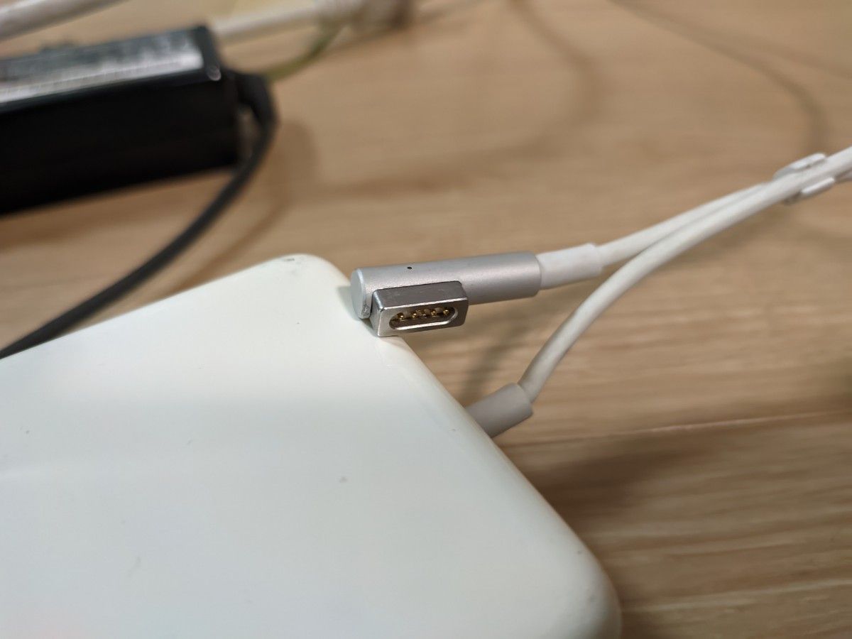 ジャンク Apple MagSafe Adapter 純正品　panasonic レッツノートアダプタ