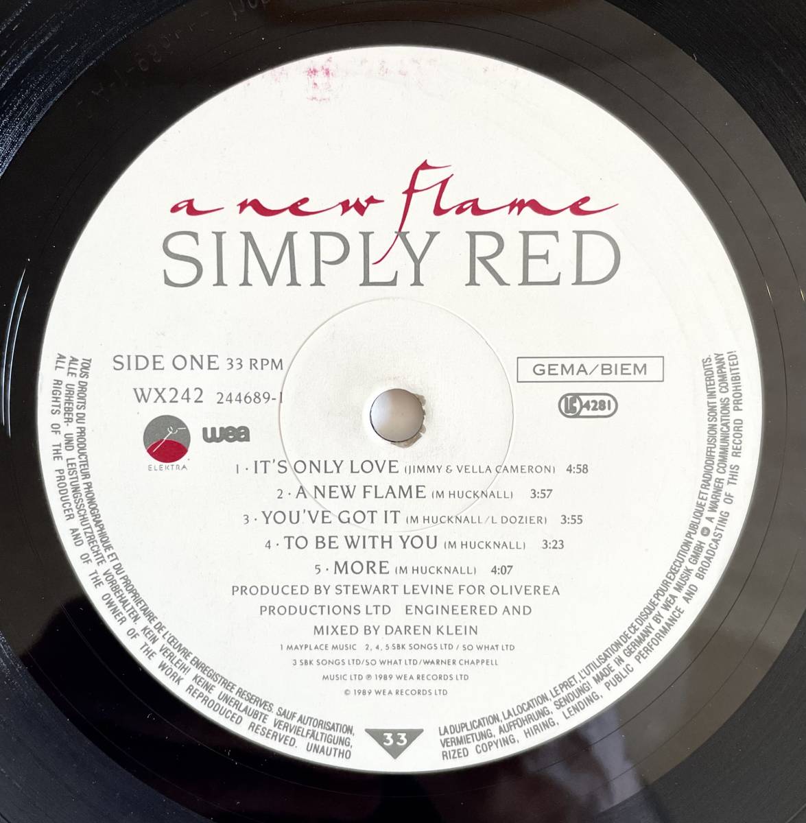 SIMPLY RED / A NEW FLAME 独盤 LPレコード WEA 244689-1 プレスミス有 1989年★シンプリー・レッド ア・ニュー・フレイム_画像5
