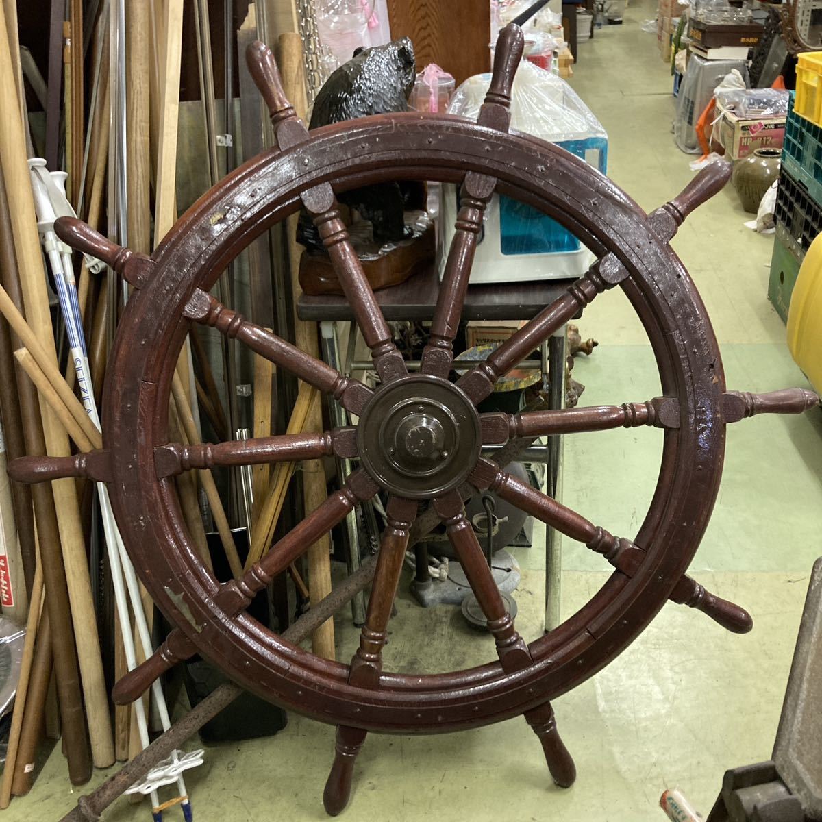 人気カラーの 船　船の舵　ラット　木製ウッド　ハンドル　古道具　アンティーク　インテリア　骨董舵輪 木製 舵 オブジェ 船
