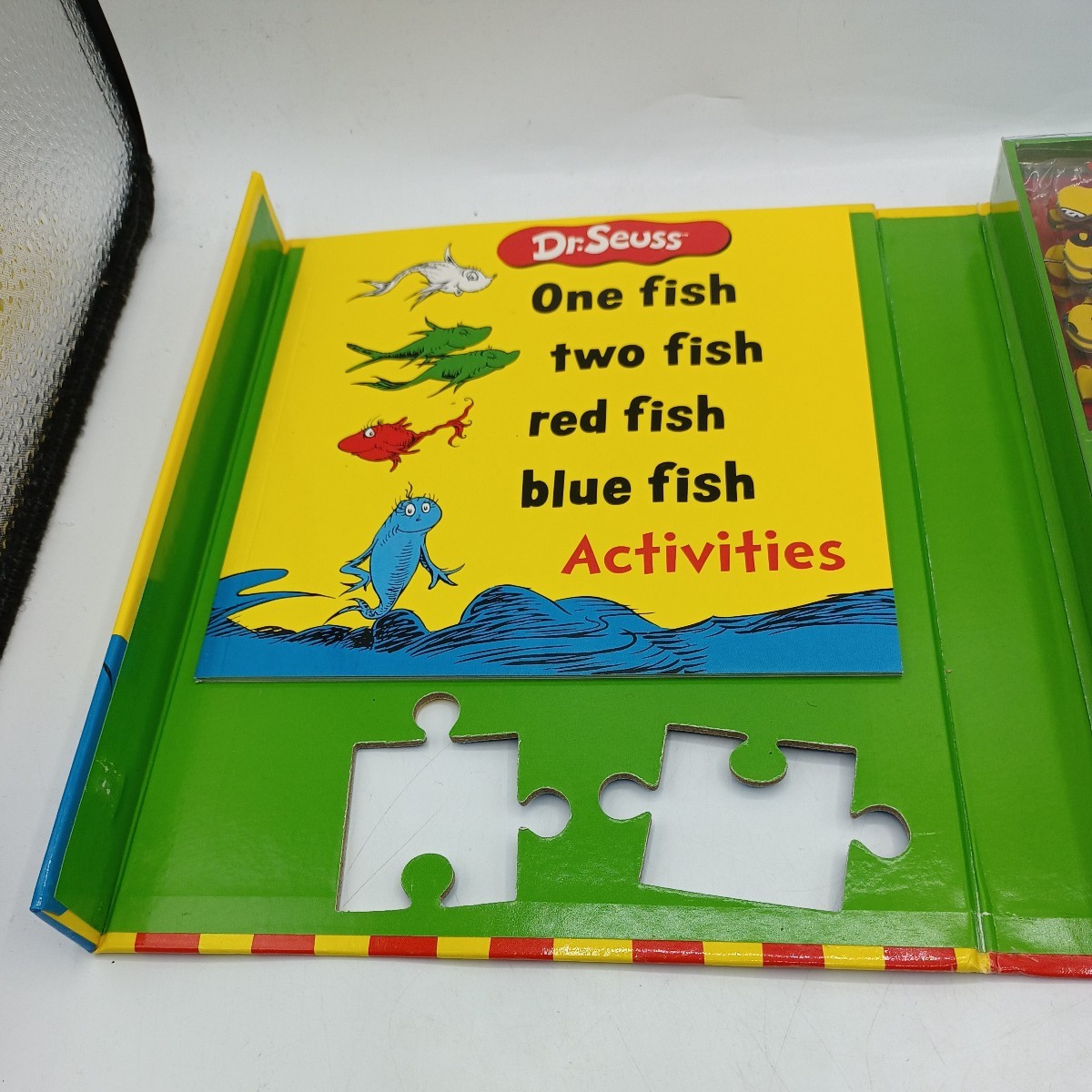 L3003 *Dr.Seuss Puzzle Storydokta-* Hsu s puzzle -stroke - Lee 24 piece jigsaw puzzle unused goods intellectual training toy learning English .