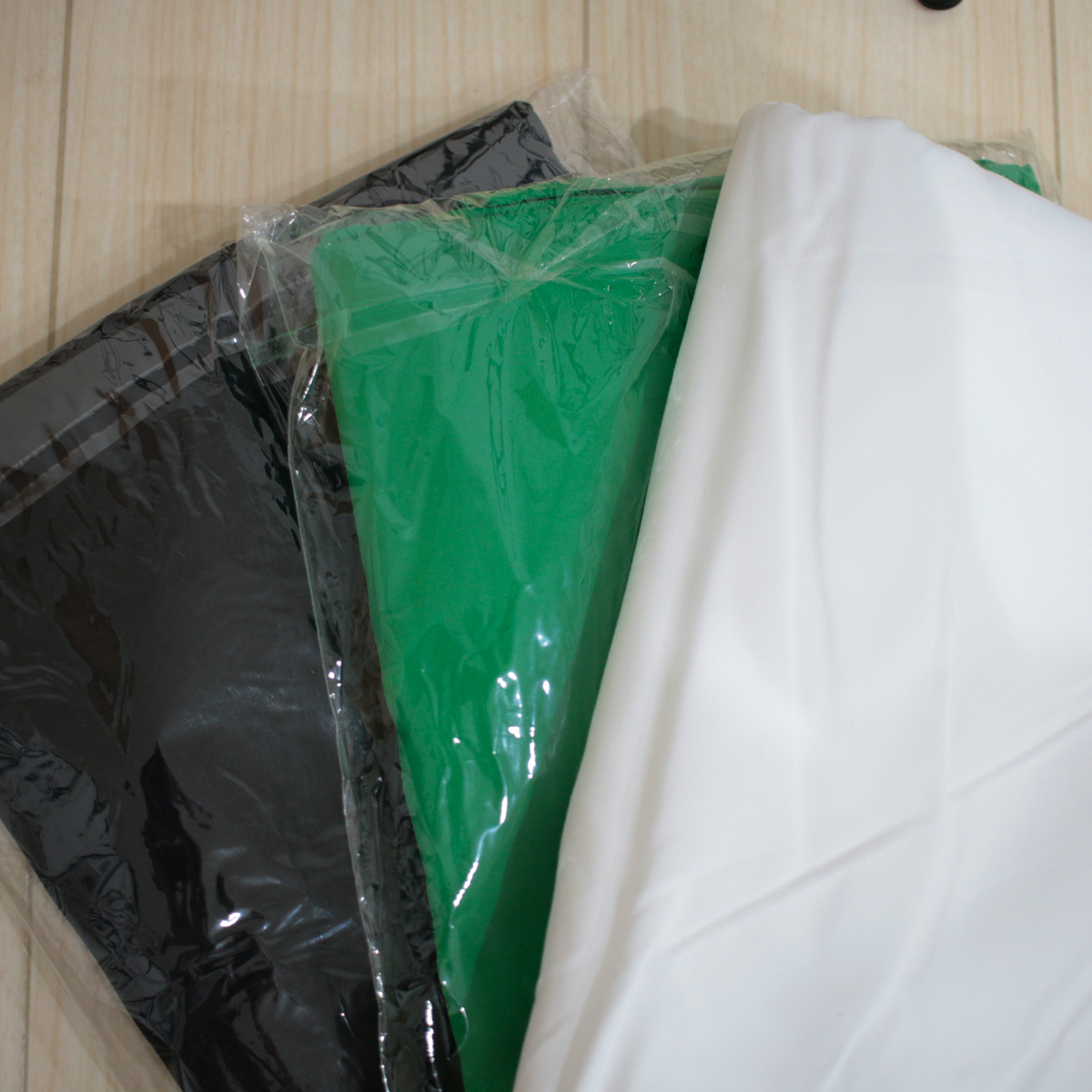 [1 times only use ]CRAPHY[ background stand kit 2×3m/ white * black * green background cloth 1.8m×3m/ clip ×2/ carry bag attaching ] takkyubin (home delivery service) (EAZY) anonymity delivery 