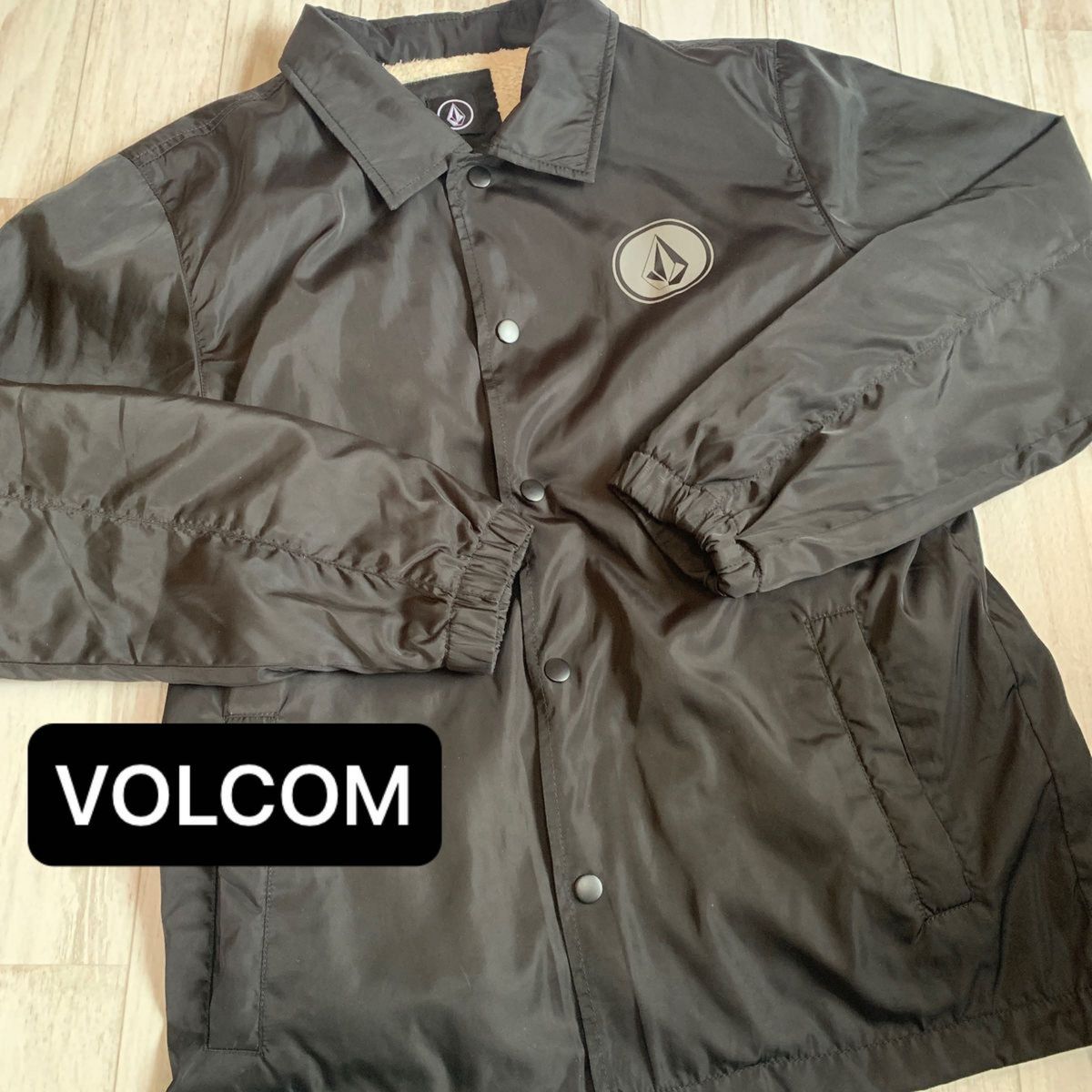 VOLCOM ボルコム　コーチジャケット　ナイロンジャケット