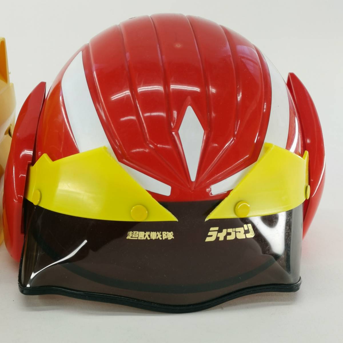  бесплатная доставка BANDAI Bandai Choujuu Sentai Liveman красный Falcon желтый лев шлем 2 шт. комплект Squadron герой текущее состояние товар #12242