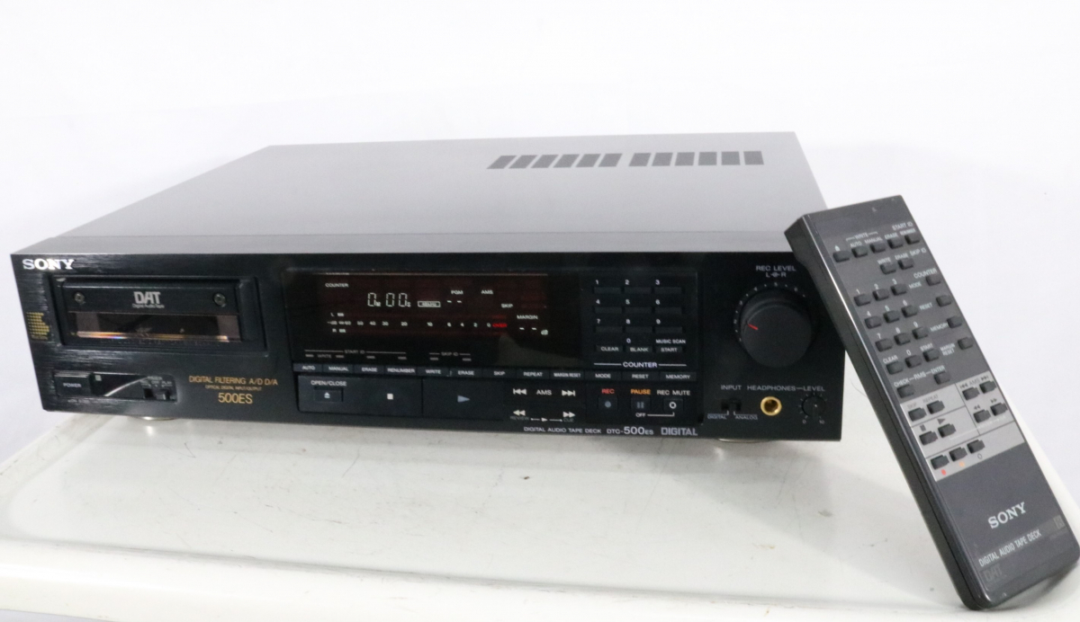 【ト滝】発売当時定価 ￥160,000 SONY ソニー DTC-500ES DIGITAL AUDIO TAPE DECK DATデッキ リモコン付 DS581DEW91_画像1